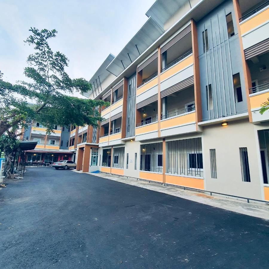 Preme Apartment @Maejo Ban pa Lan  Exterior foto